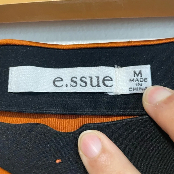 E.ssue Satiny Orange Rust A Line Midi Skirt w Button Details & Front Slit - Med - Picture 8 of 8